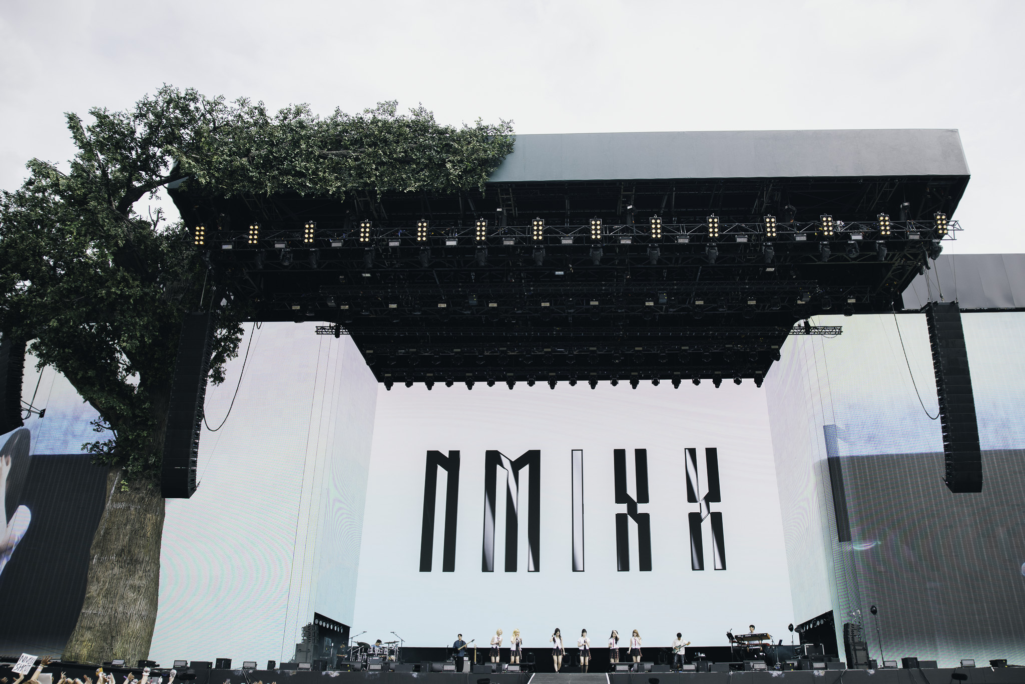 GSeM03uWwAAdbHs?format=jpg&name=large