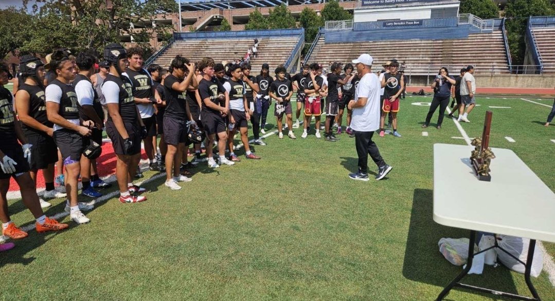 srjcfootball's tweet photo. Great Day for the Bear Cubs 7 on 7 Battle and Bigs Challenge. Love seeing the high school ballers on our campus. #bearcubnation #srjcfootball #CB4L https://t.co/iiRS9hUDla