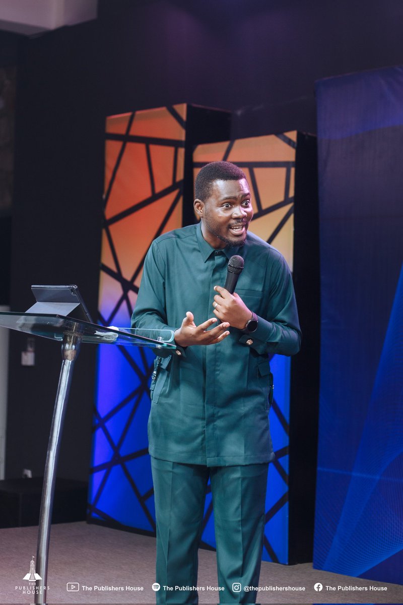 tph_jos's tweet photo. Pictures from today's service!

#WorkAndIncrease 
#ThePublishersHouse 
#DrJoshuaAgunbiade https://t.co/YEeXfMssVG