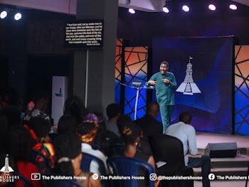 tph_jos's tweet photo. Pictures from today's service!

#WorkAndIncrease 
#ThePublishersHouse 
#DrJoshuaAgunbiade https://t.co/YEeXfMssVG