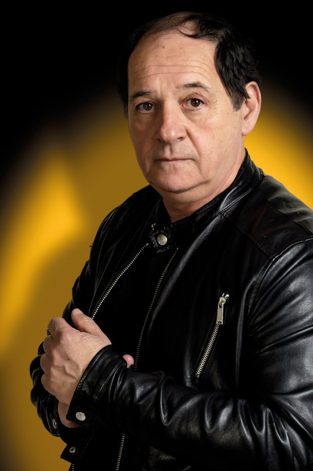 #Cumpleaños 
#CumpleFamosos 
1956 - Nace el actor y director de teatro Julio Chávez (Julio Hirsch), ganador de 39 premios. Realizó 21 obras teatrales y trabajó en once películas.