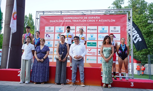 🎉 Gran fin de semana para el triatlón de Castilla y León en los 🏆 de 🇪🇸 de Almazán

Dos dobletes históricos en 🏊‍♀️🏊🏃‍♀️🏃 y 🏊‍♀️🏊🚵‍♀️🚵🏃‍♀️🏃

🥇 <a href="/marinitatururu/">Marina Muñoz</a>  de <a href="/trisoriano/">Deporama Triatlón Soriano</a>

🥇 <a href="/KevinTarek/">Kevin Viñuela 🦁</a> de <a href="/Trifluvial/">Cidade de Lugo</a>

Marcando época

#acuatlon #tricross #ctoÑ #teamcyltriatlon #somostriatlon