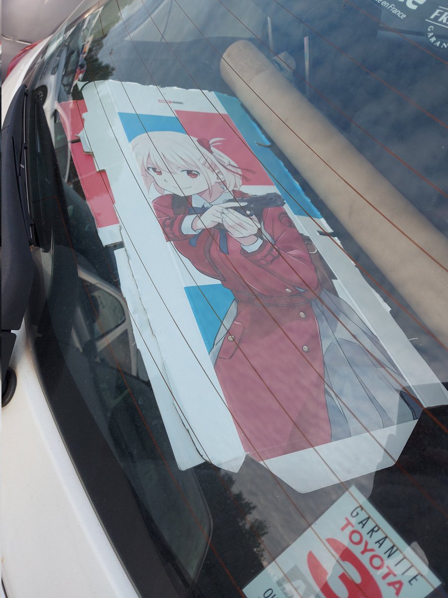 Me_X_Celica's tweet image. turns out when conventions are closing you can just take stuff