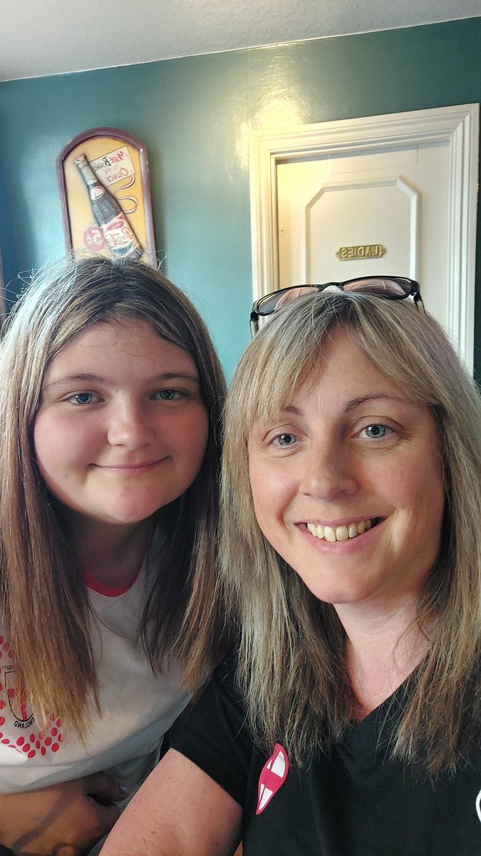 Enjoying the game with my girl <a href="/Heather81472839/">Heather</a> Come on England 🏴󠁧󠁢󠁥󠁮󠁧󠁿