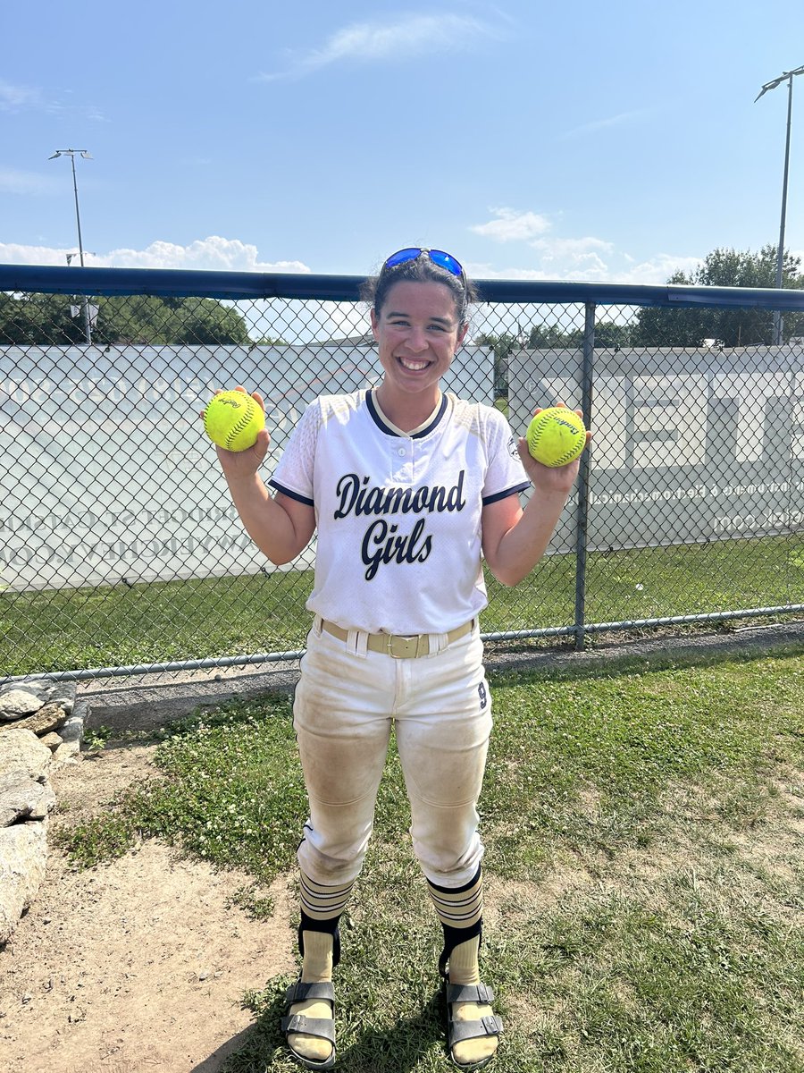alyssa_siegmann's tweet photo. This weekend I subbed with NY Diamond Girls 16U Gnadzinski in Saugerties, NY! We made it to the top 4 out of 36 teams! Couldn’t be more proud! Alongside, I hit my 1st and 2nd home run ever in one day! Thank you again and you guys are a great team! https://t.co/WcrSfej7DZ