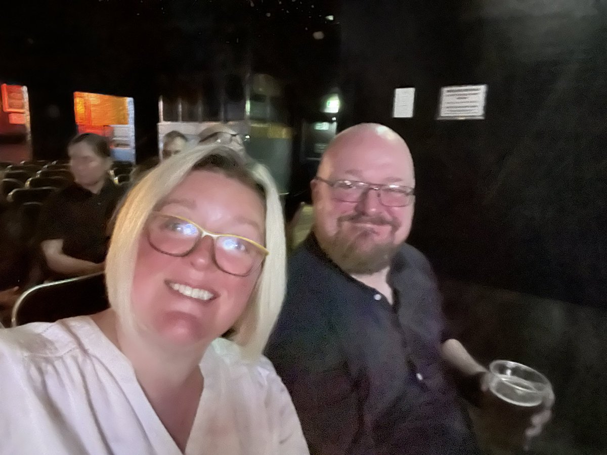 Rebecca Fielding tweet media