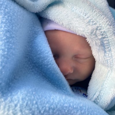 Delfina1819's tweet photo. #NuevaFotoDePerfil https://t.co/4HnaTt8lE8