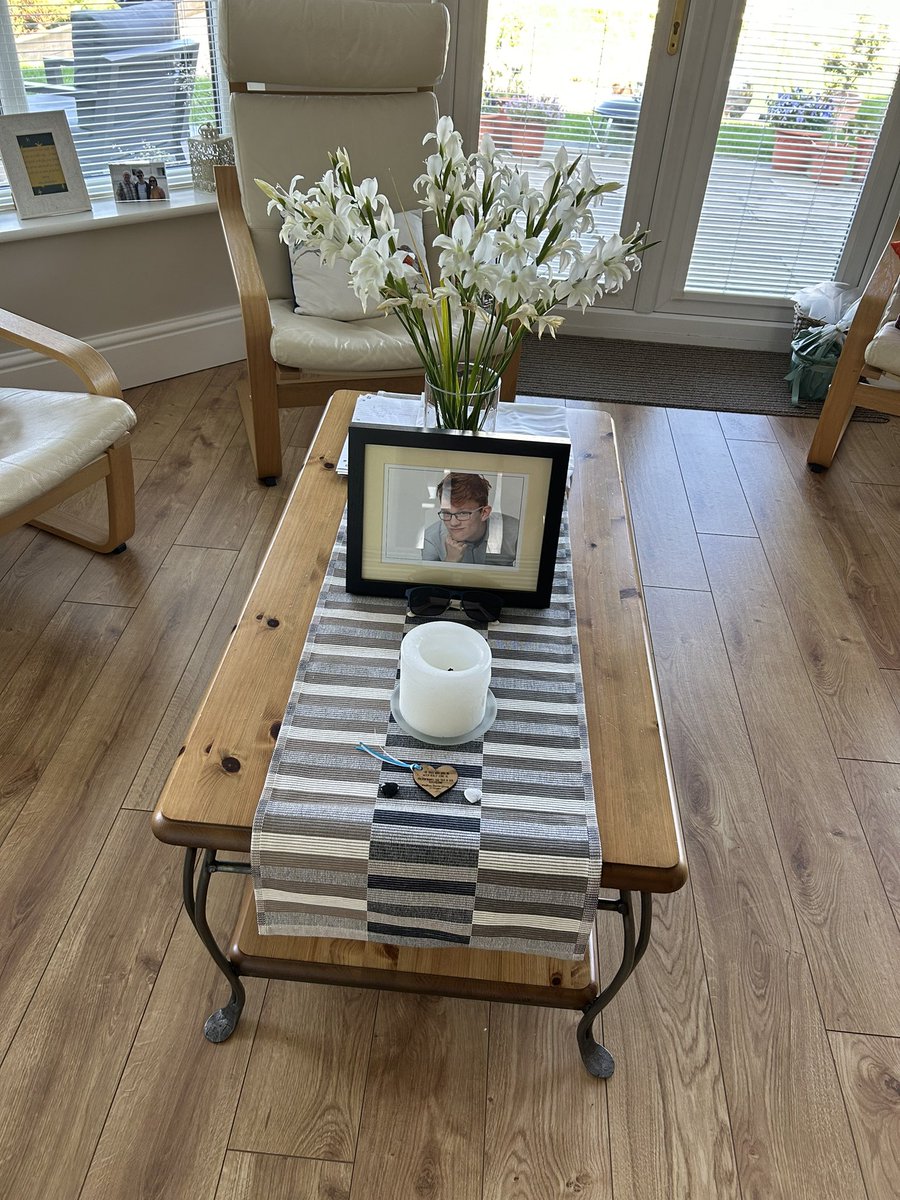 Jacquelyn Young tweet media