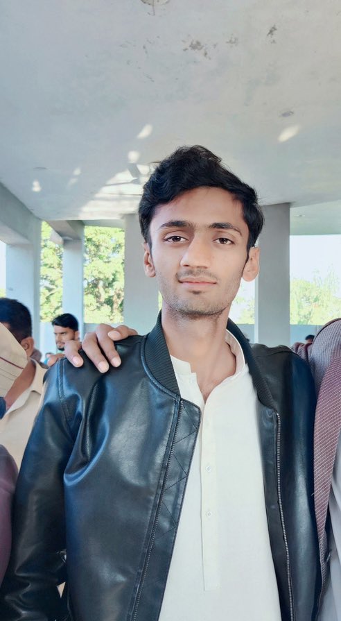 اگر ھم  ایک ماں کے لخت جگر کے لئیے آواز نہیں اٹھا سکتے تو ھمارے سوشل میڈیا کا استعمال فضول ہے 
اس ھیش ٹیگ پر ٹویٹس کریں آپ کی آواز معنی رکھتی ہے 
#RealeaseTajumlHussain