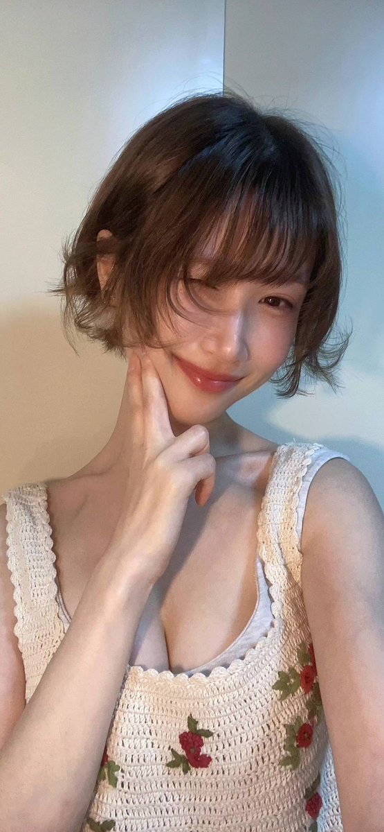 SoftyOnion's tweet photo. 新发型不错吧 https://t.co/E2L8TZLZil