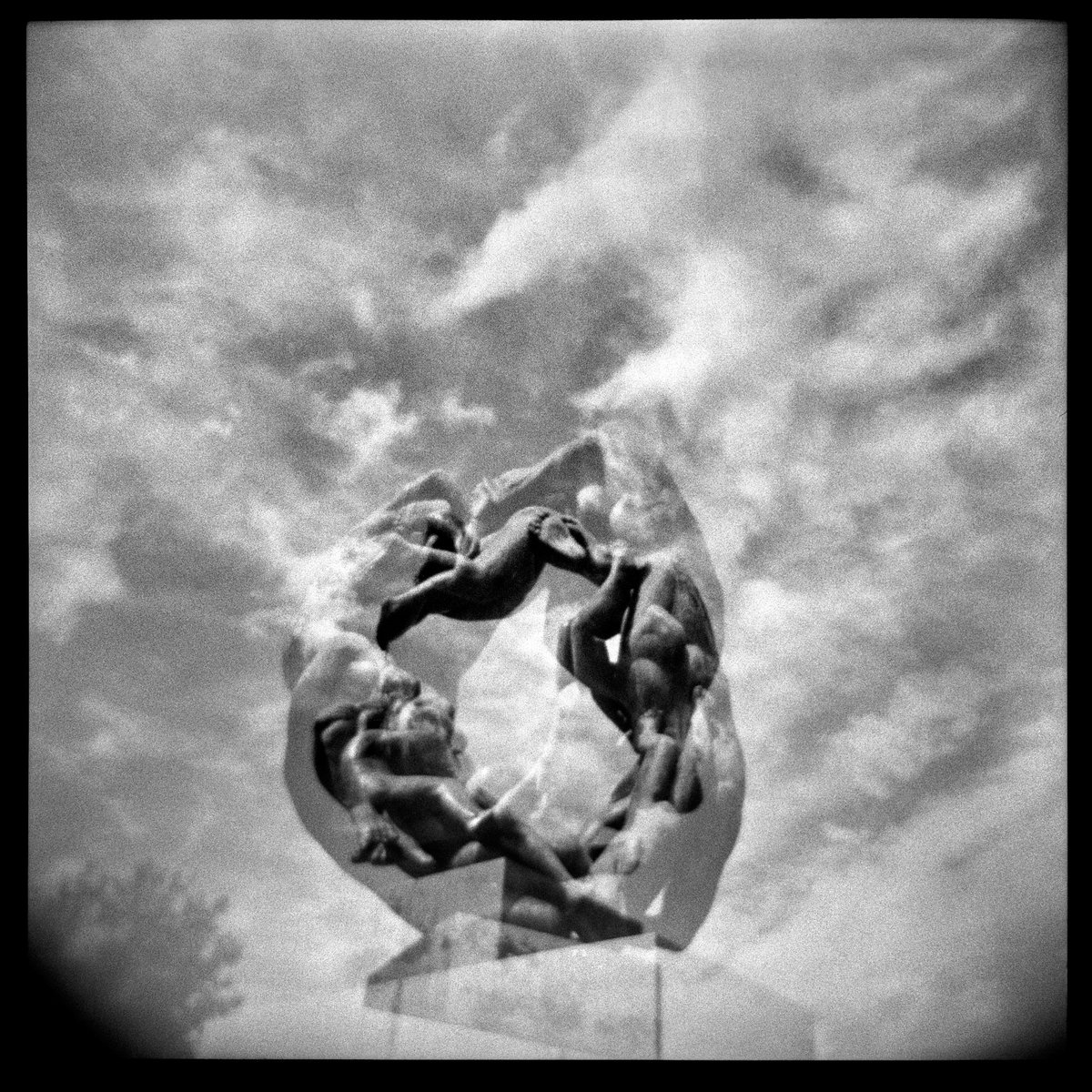 And_rew_Wilson's tweet photo. Oslo Holga series, 2015

I'm wrapping up my Oslo posts with this series of photos taken with my Holga 120N camera, a simple and cheap bit of kit where you don't really know what you've got until you get the negatives back. https://t.co/LROMNQXUYy