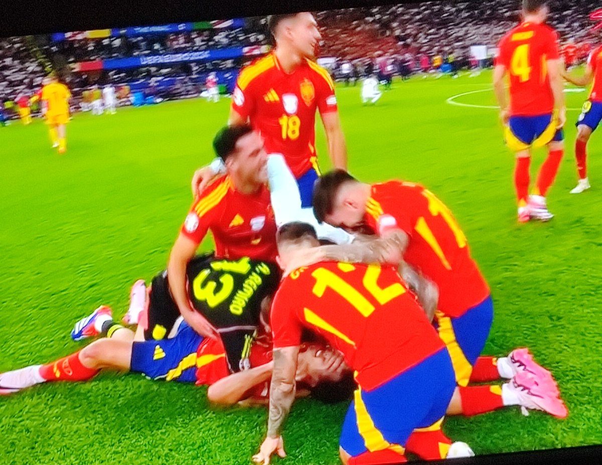 Brand Bae tweet media