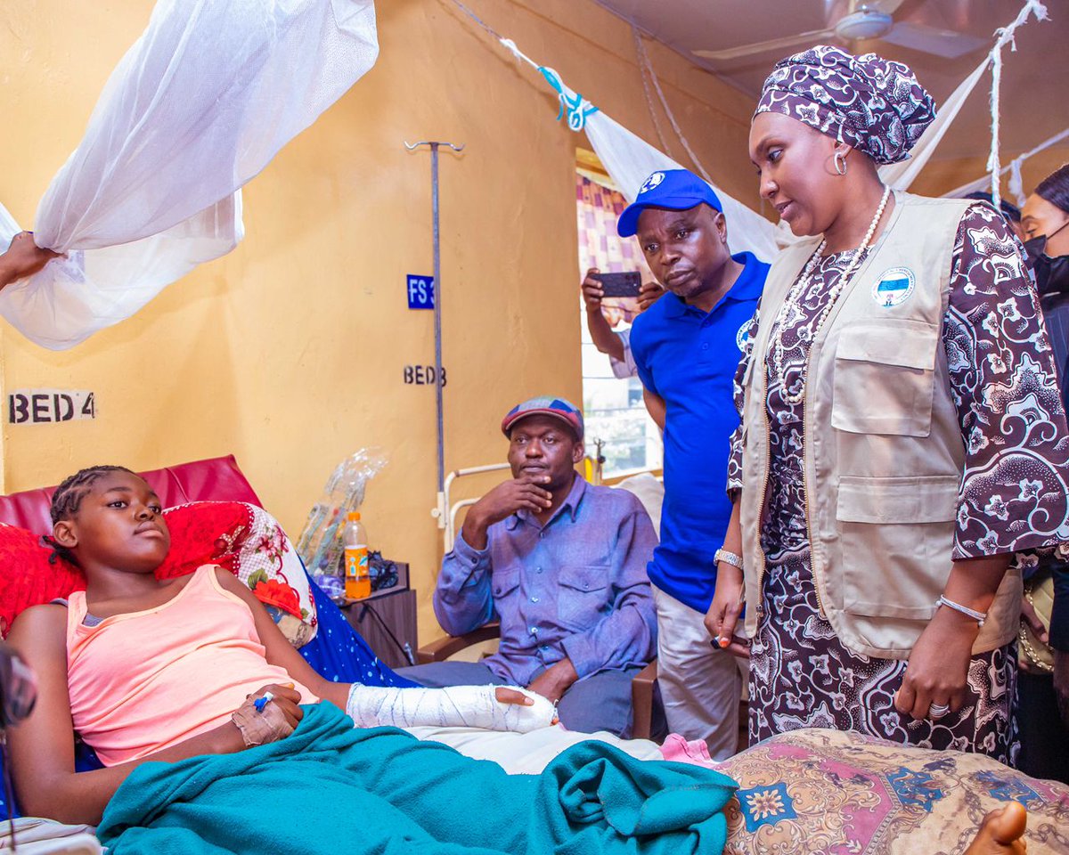 TheZubaidaUmar's tweet photo. We visited the survivors of the collapsed school building in Jos at the hospital where they are receiving medical care and conducted an on-the-spot assessment of the building site that resulted in the loss of many young lives and left several others injured earlier today.
It is crucial that we collectively advocate for stringent measures to enhance building safety across Plateau State and our entire country. The ugly incident must serve as a wake-up call for responsible authorities to review and refine the enforcement and compliance to building regulations to avoid irreparable losses of lives of our loved ones.
Incidences of building collapses in the country are quite worrisome as most of them are avoidable as they do not stem from natural causes but largely as a result of human factors. Both developers and building regulators must live up to their responsibilities.