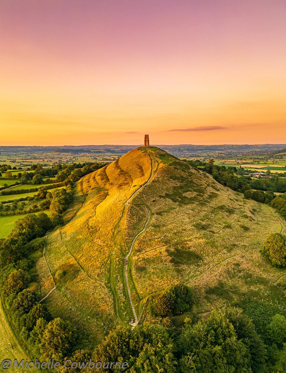What a beautiful scene here in Glastonbury at sunset. Ending the week in style.