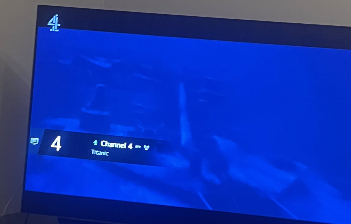 Amy Hutson tweet media