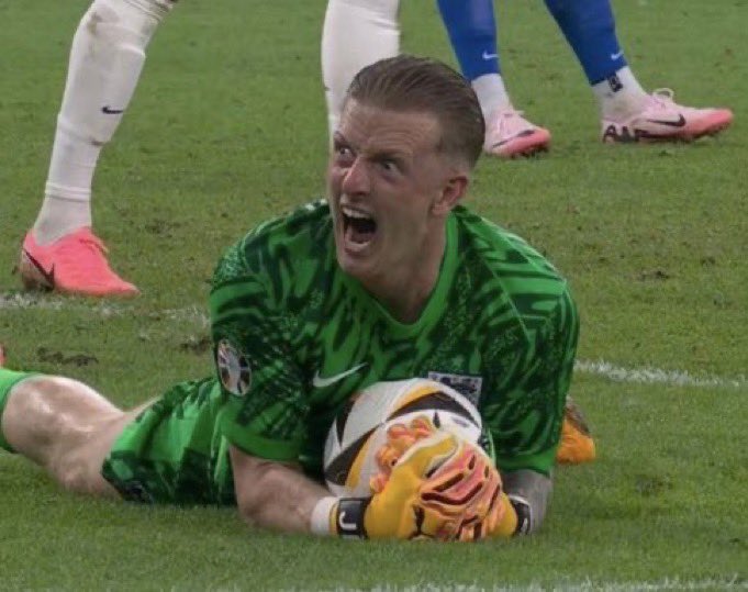 Lea_EFC's tweet photo. Without Jordan Pickford in goal that would have been a five or six goal defeat.

A national hero. https://t.co/lliVxvZsC8