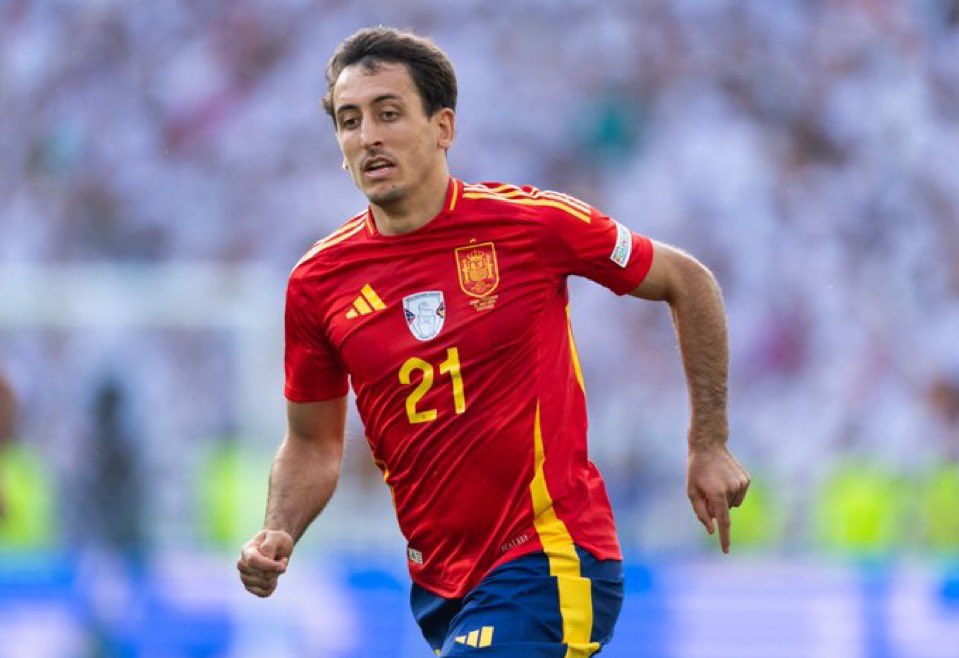 cristobalsoria's tweet photo. Es el Capitán del equipo de toda su vida…la Real Sociedad
Y en estos equipos llegar a la Selección cuesta el doble que en otros…pero hoy nos ha hecho emocionar pasando a la historia de todo un país y se llama Mikel Oyarzabal… https://t.co/NsMT9uUXeu