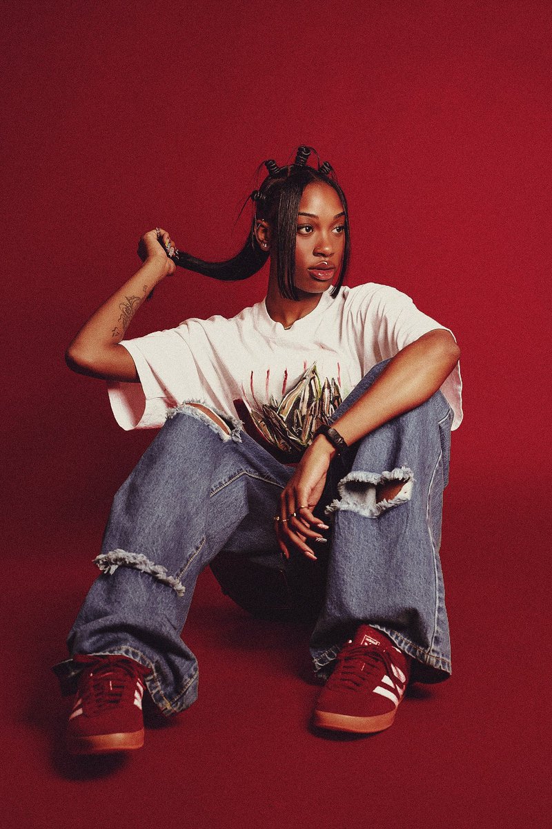 booked a random shoot &amp; this is how it came out 💫