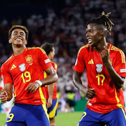 CAMPEOOOONEEEEEEEEES

VAMOOOOOOOOS

🇪🇸🇪🇸🇪🇸🇪🇸🇪🇸🇪🇸🇪🇸

LA 4ª, EL PAÍS CON MÁS EUROCOPAS