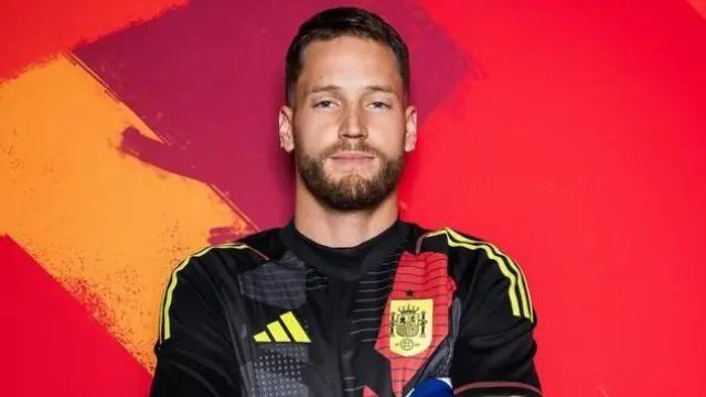 Grande <a href="/SEFutbol/">Selección Española Masculina de Fútbol</a> campeona de la #EURO2024 

Muy orgulloso de que un cascantino como Alex Remiro se campeón!!!
AÚPA!!  👏🏻👏🏻👏🏻👏🏻👏🏻