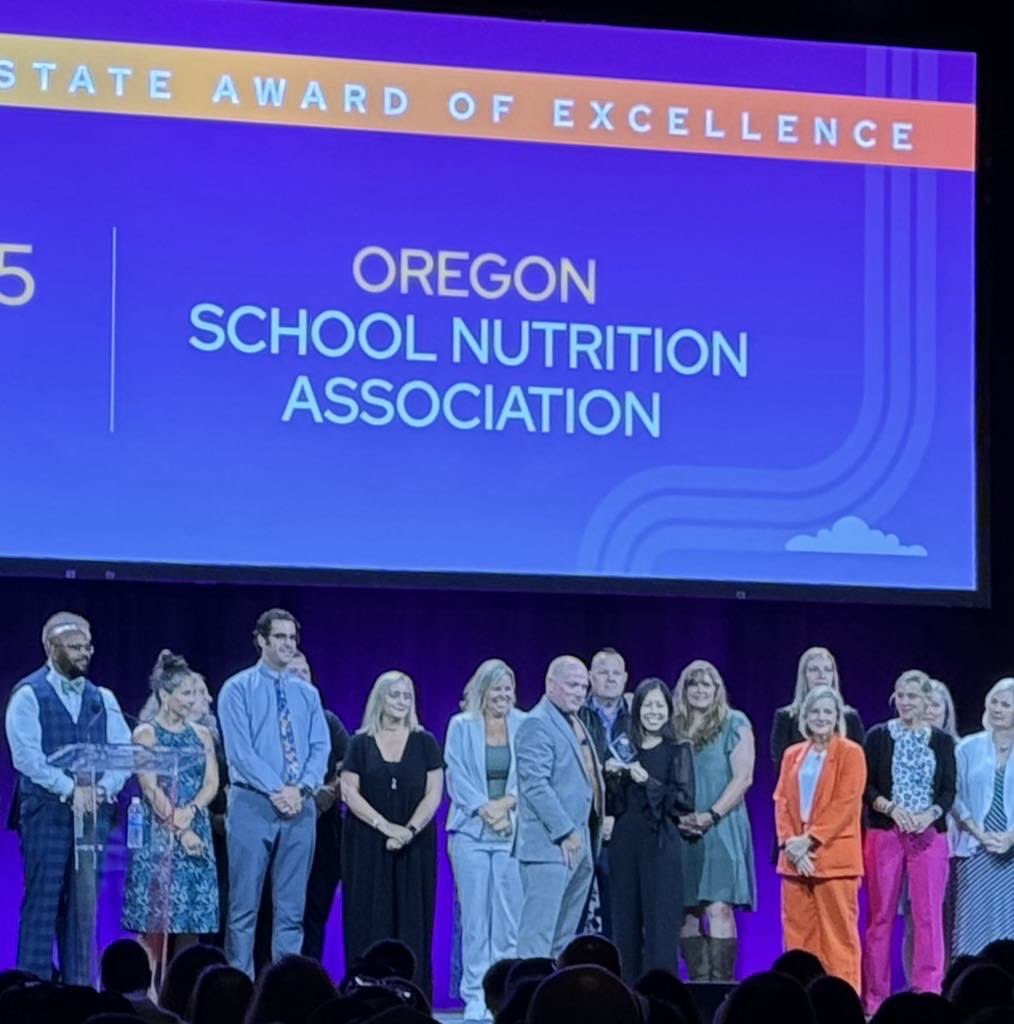 Oregon_SNA's tweet photo. ANC Day One ✔️🍎🎉 what a great day! #oregonsna #sna #oregonschoolnutritionassociation #schoolnutritionassociation #anc24 #fuelingchildren #schoolmealsrock https://t.co/Sa4fU9VO7x