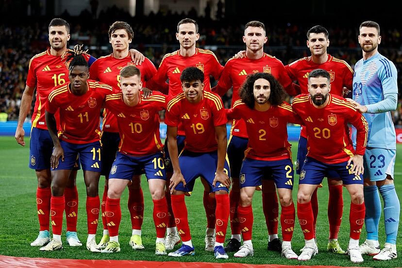 AlJeborri73's tweet photo. Felicidades a España 🇪🇸 campeona de Europa 24 https://t.co/R2GhTn0KnI