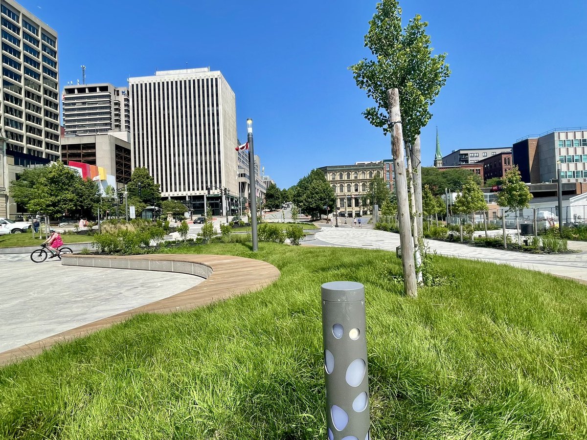 Mel Norton 🇨🇦 tweet media