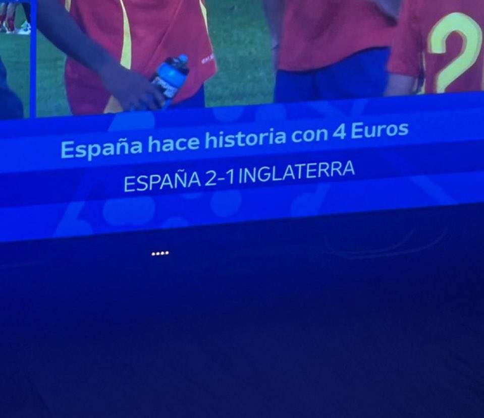 España tiene la misma cuenta bancaria que yo