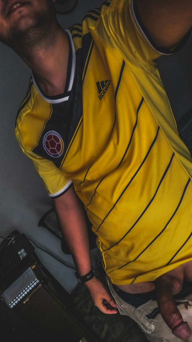 Polla Futbolera 😈 https://t.co/AV9GvHgydT . . . . . . . . . . . . . . . #VamosAGanar #VamosSeleccion<a href="/tag/argentina"class="tags"><span>#argentina</span></a><a href="/tag/colombia"class="tags"><span>#colombia</span></a><a href="/tag/of"class="tags"><span>#of</span></a><a href="/tag/ph"class="tags"><span>#ph</span></a><a href="/tag/onlyfans"class="tags"><span>#onlyfans</span></a><a href="/tag/contentstrategy"class="tags"><span>#contentstrategy</span></a>