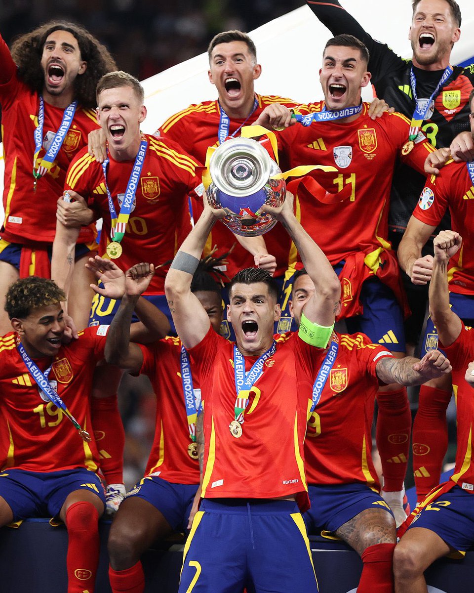 FanZoneUK's tweet photo. SPAIN ARE THE CHAMPIONS OF EUROPE 🇪🇸🏆

#EURO2024 | #ESPENG https://t.co/aoFD1WH2BL