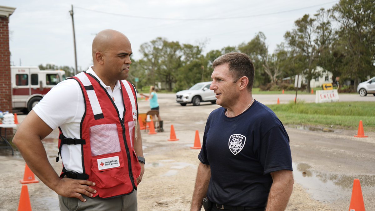 ColinAllredTX's tweet photo. I was amazed at the resilience and hope I saw as I passed out water and supplies in Sargent, one of the communities hardest hit by Hurricane Beryl. In times of crisis, Texans step up for each other and together, we’ll get through this. https://t.co/cx6rM8WknA
