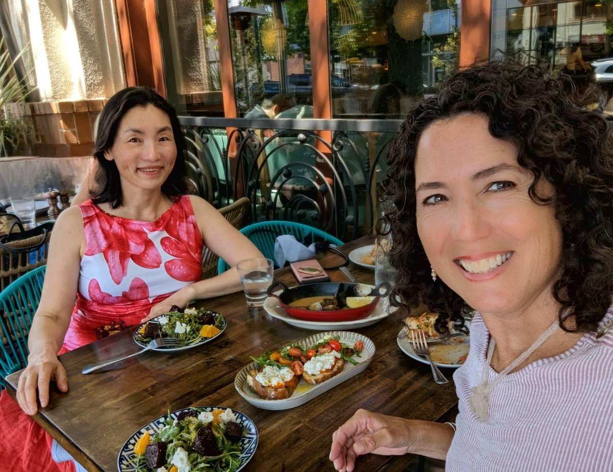 YCompestine's tweet photo. Enjoying a #perfect #summerday! After a #gym #workout, I had a delightful #meal with my friend Larissa at Melo’s Italian Table. #Fantasticfood, #greatconversation, and #beautifulweather! 🥰
#summer #postworkout #italian #lunch #gourmet #finedining #friend #friendship #food https://t.co/9KdyGzGYuf