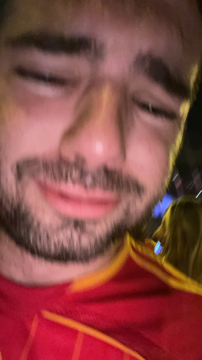 Viiccc_17's tweet photo. VAMOS ESPAÑAAAAA https://t.co/r964NF8TOh