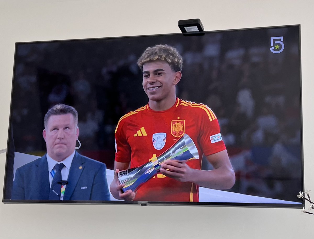 #Campeones con nuevas generaciones. Más alto, más fuerte, más rápido.

Aprendamos de grandes ejemplos.

#Eurocopa2024 #NovakDjokovic #wimbledon2024 #CarlosAlcaraz #España #Yamal #Morelia