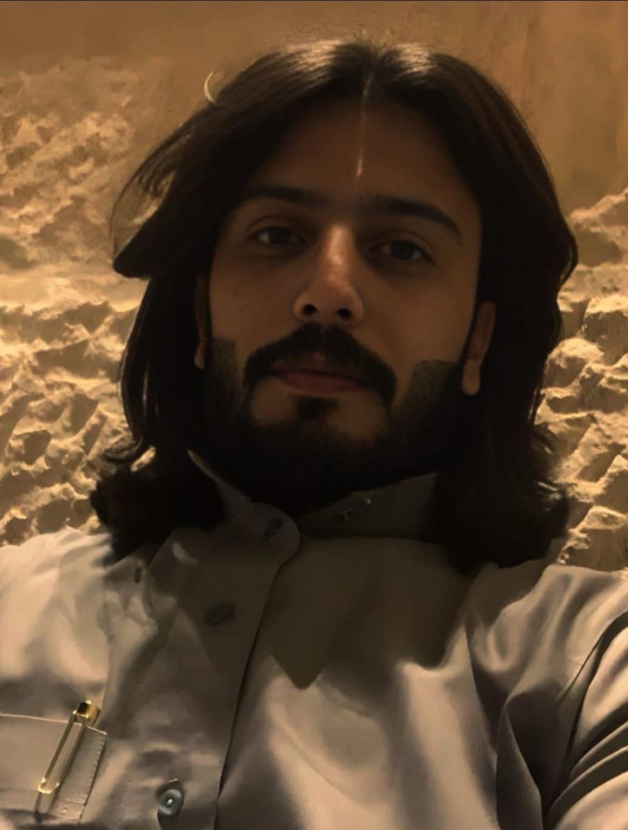 🌸🍃

لا تؤذي قلباً رق لك يوماً ، فلحظات الود ، لها عليك ألفُ حق . 

┄┉❈❥❀(«🌹»)❀❥❈┉┄
#السعودية #الاردن #