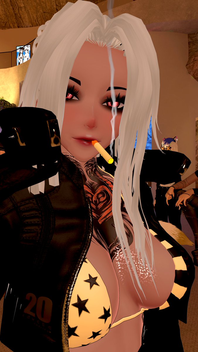 HeraByteVR's tweet image. I trust you're behaving yourself.  💛