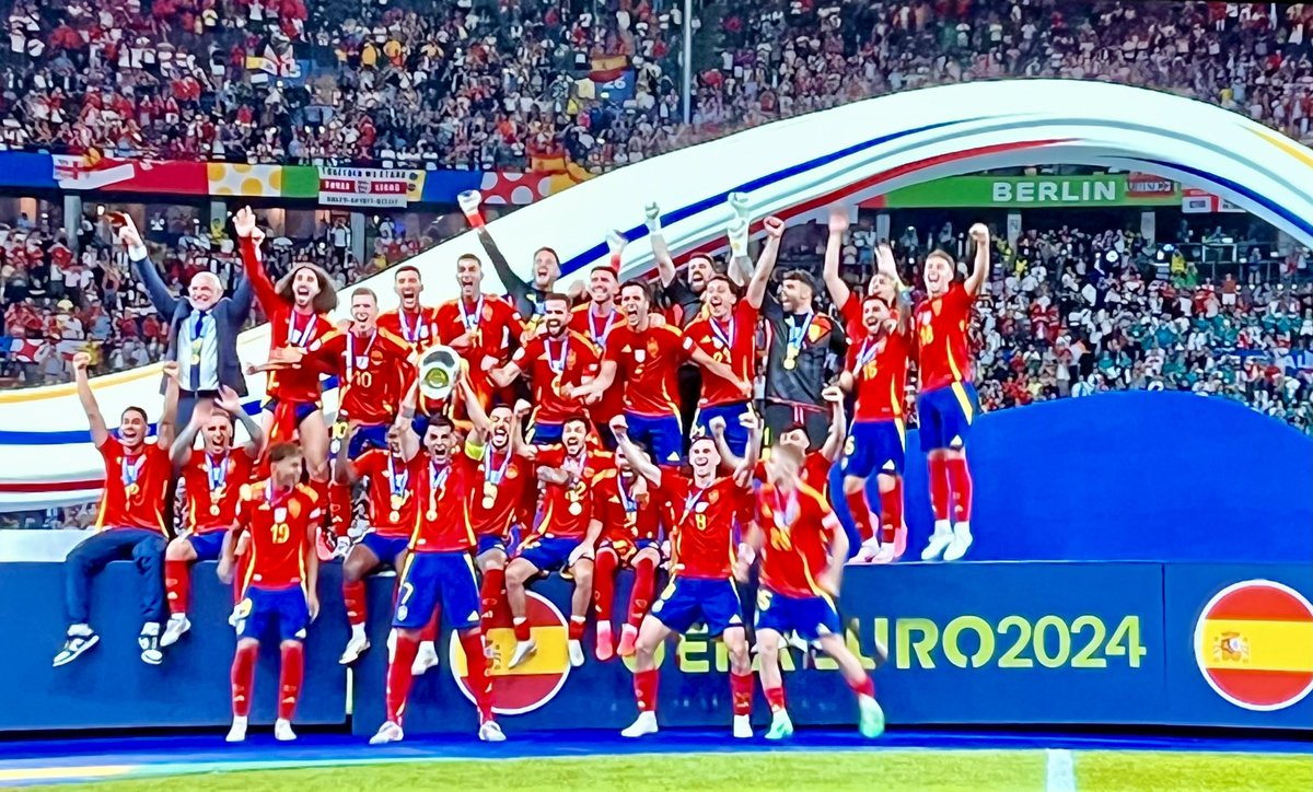 Patty Diez Hes 💙 tweet media