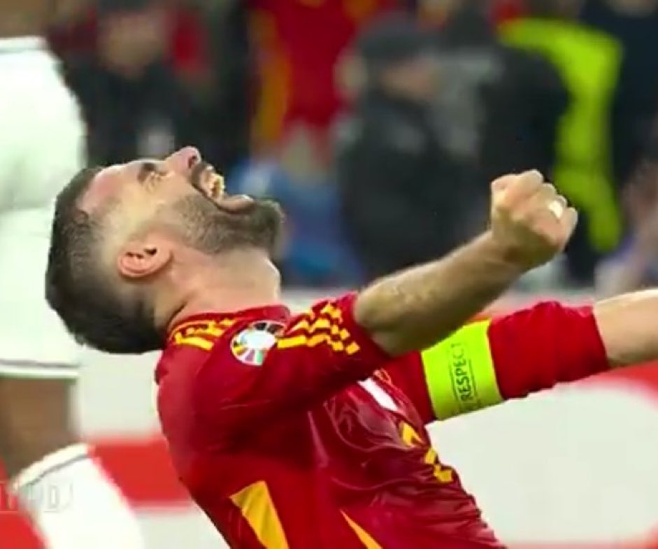 RealSeasonNT1's tweet photo. Ha acabado como el capitán de España el partido 
Y ha jugado una 2P a lo campeón 
Su temporada es memorable https://t.co/DDMZCT9FFV