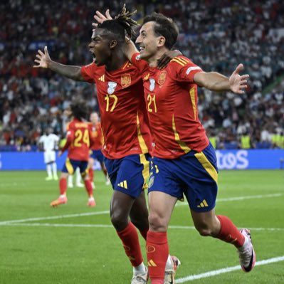 #NewProfilePic
<a href="/BellinghamJude/">Jude Bellingham</a> <a href="/alanshearer/">Alan Shearer</a> 
Fuckin up yous hahahahaha🤫🇪🇸