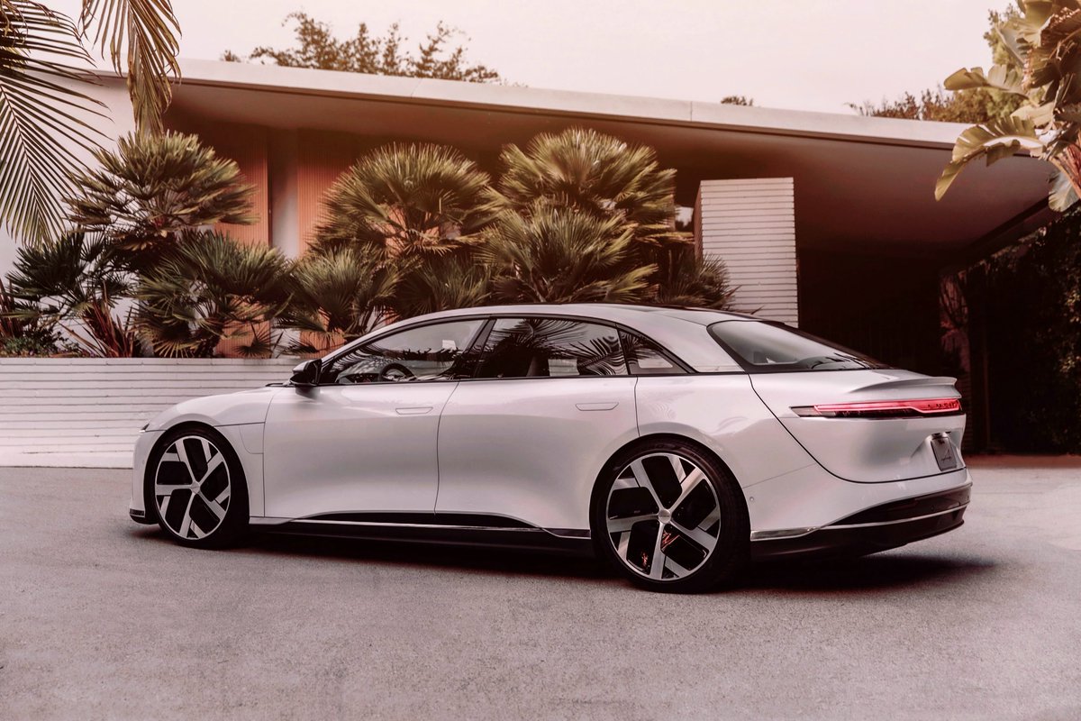 Lucid Air 🏎️ tweet media