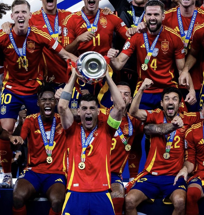 GonzaloTortosa's tweet photo. 🇪🇸🏆 Soy español, ¿a qué quieres que te gane? https://t.co/B4UhHU4yg9