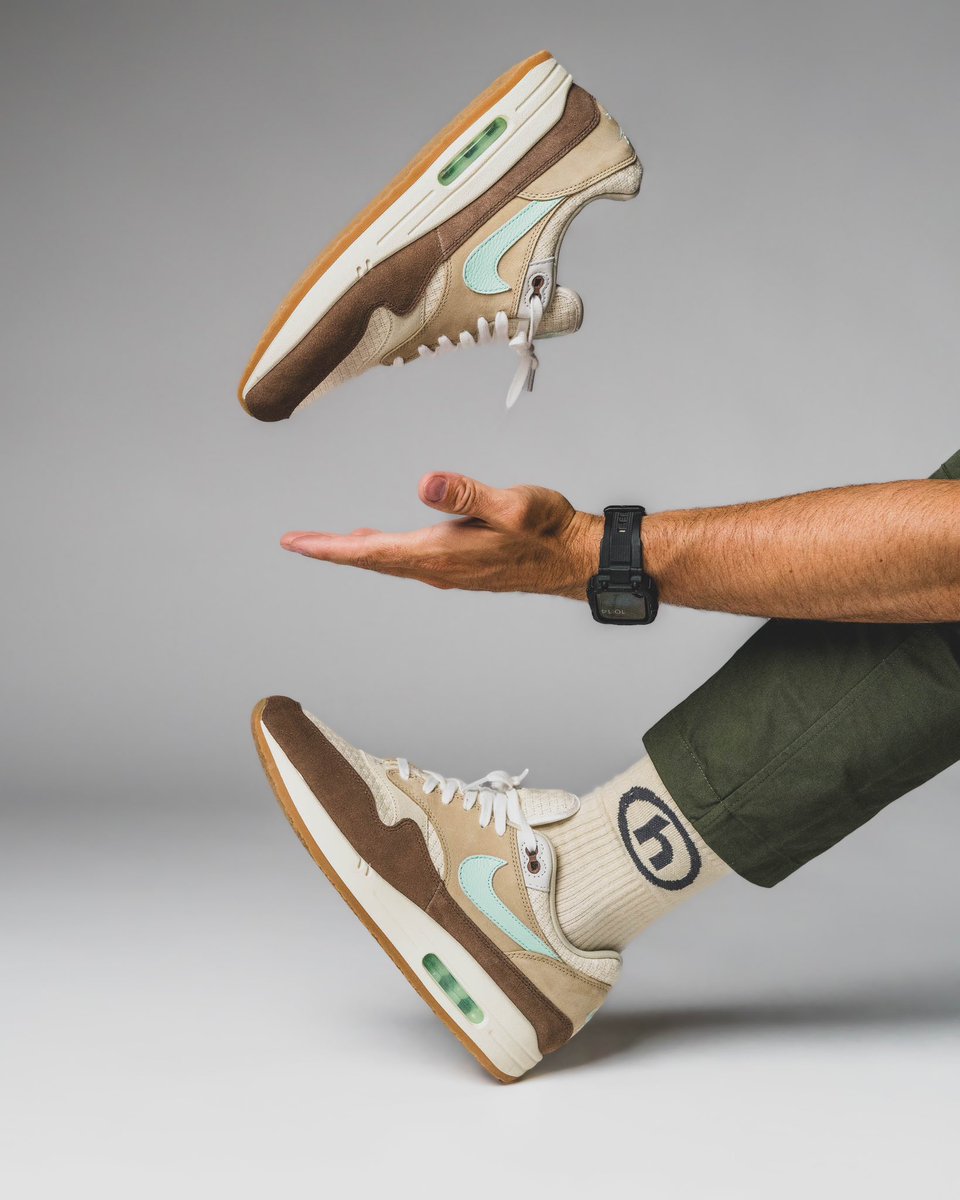 ad__sneaks's tweet photo. My pick for #SleeperSunday 

The Nike Crepe Hemp Air Max 1. 

Shoe me your sleepers 👇🏼 https://t.co/OB3mgSyqwo