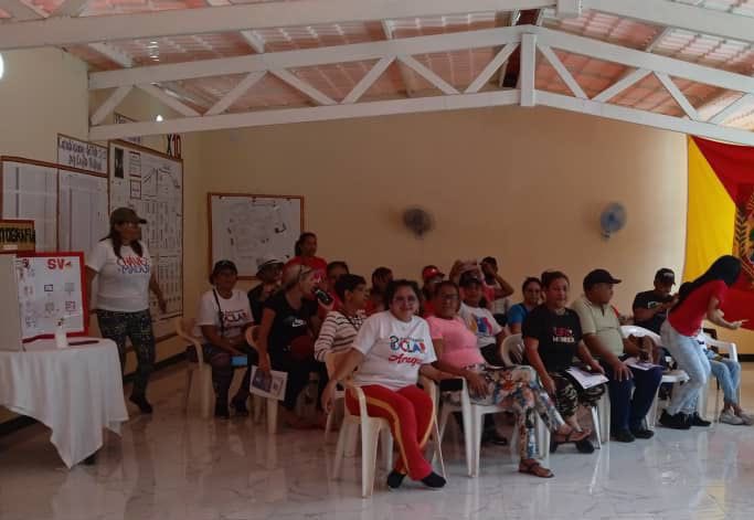 Estamos conectado presidente venceremos 

#MaduroPresidente
M.TM
📦