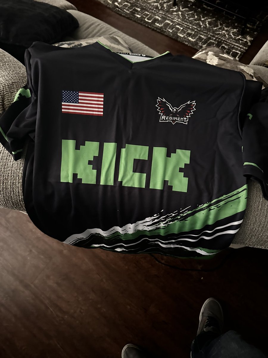 RG_Halligan's tweet photo. Look at what showed up! Ready to rock 🤘🏼
The new @RegimentGG and @kick jersey just came in the mail! https://t.co/HCD7YNjio9