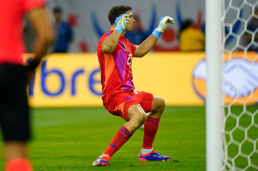 Un partido mas, Emiliano. #HuevoArgentinaHuevo