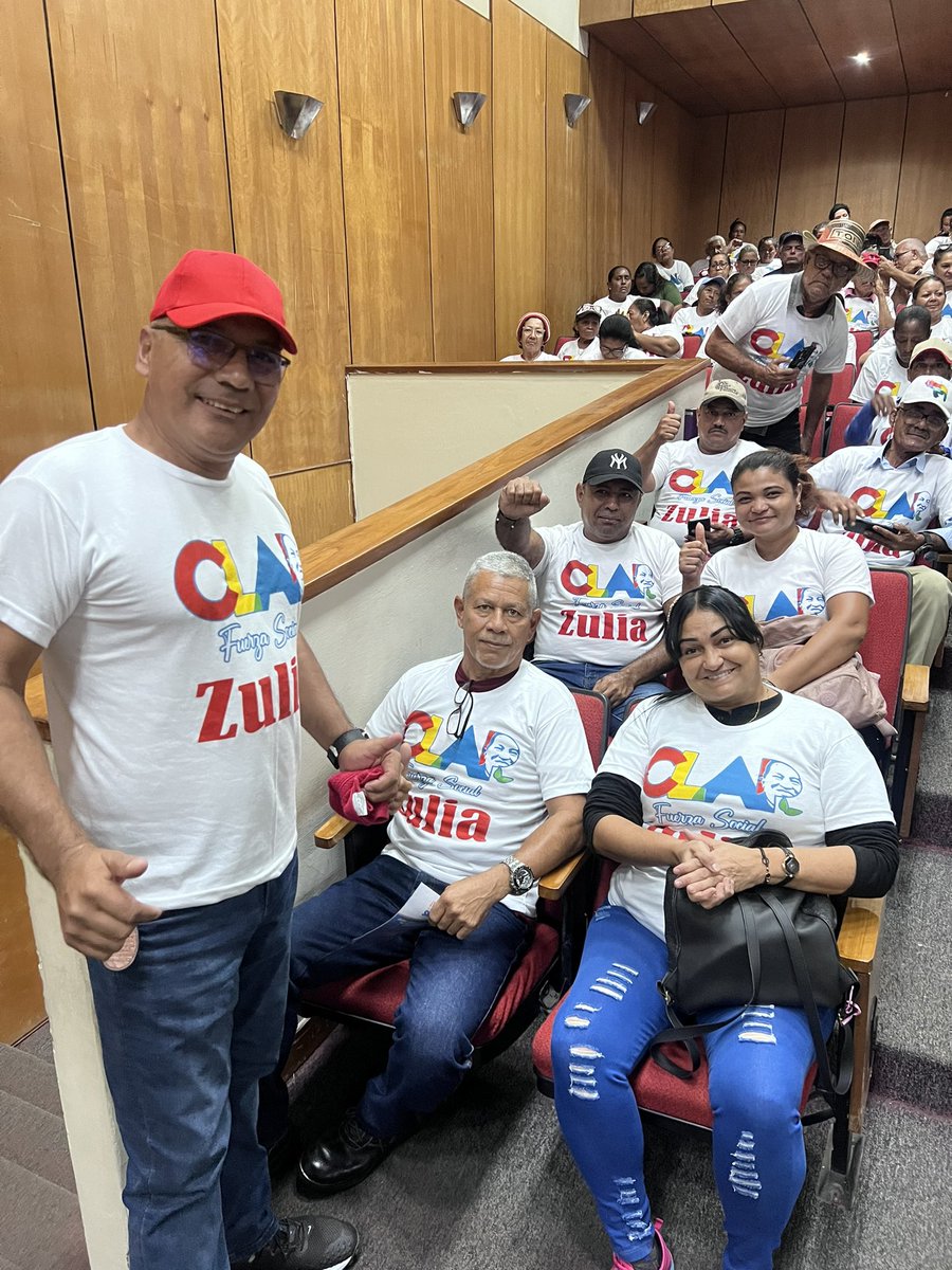 AmorPorZulia's tweet photo. Junto a la poderosa maquinaria de los CLAP en Zulia, revisión del 1x10x7 https://t.co/hmPi8sqjIJ 📦 https://t.co/bkXXDdixb7