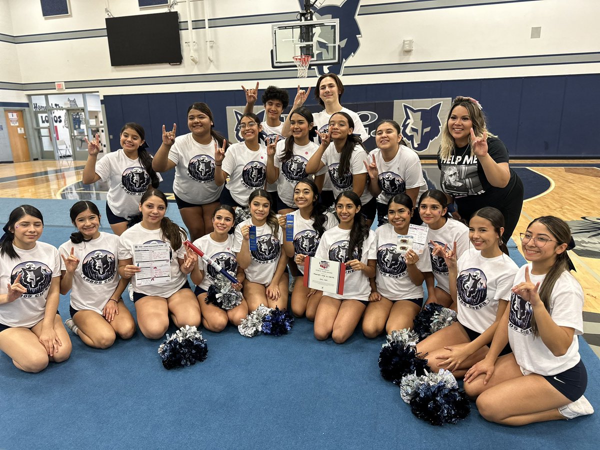 MOUNTAIN VIEW HS CHEER TEAM tweet media