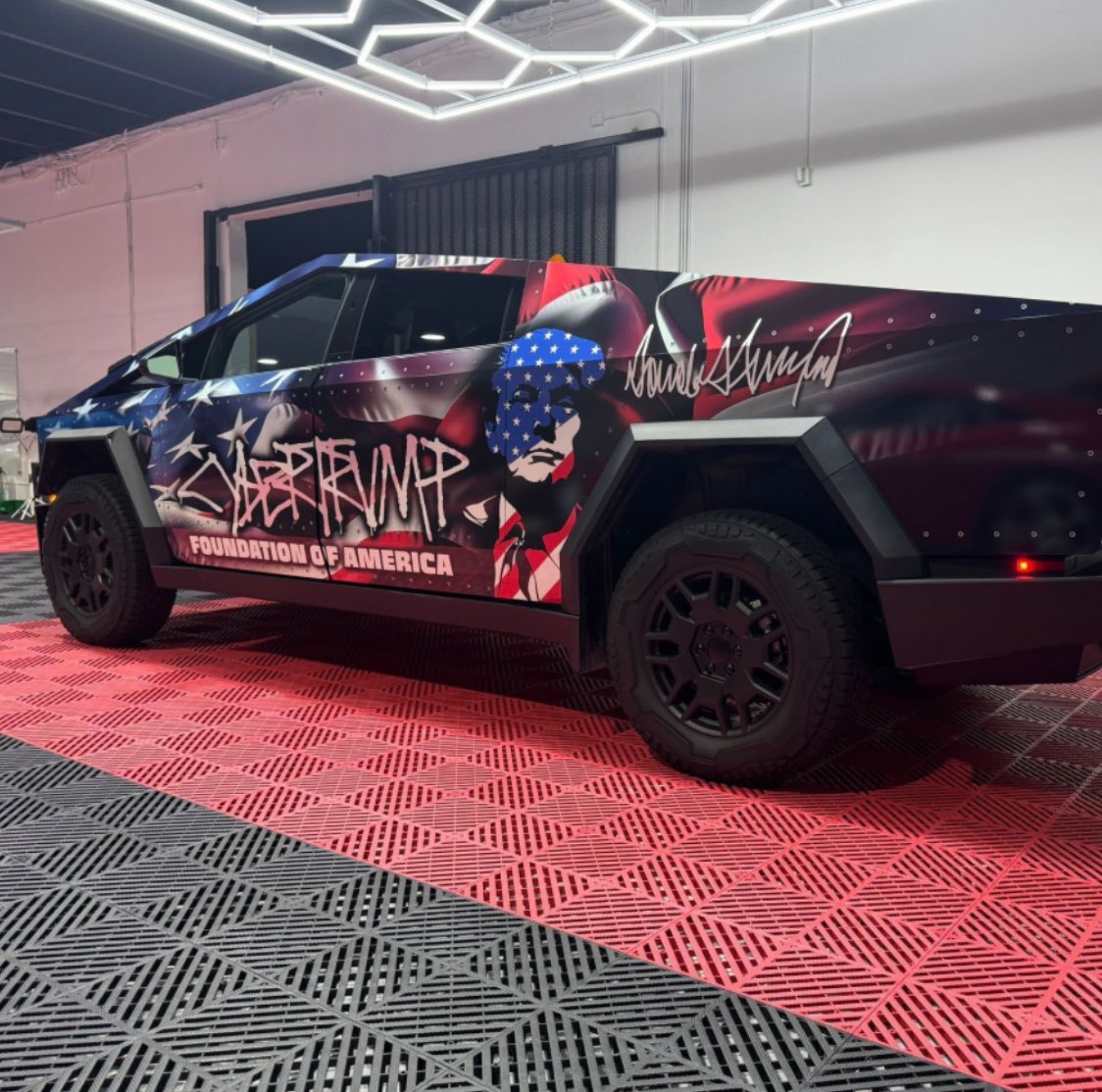 Cybertrump spotted in the wild. Can you guess which state? I’ll give you one hint: Florida