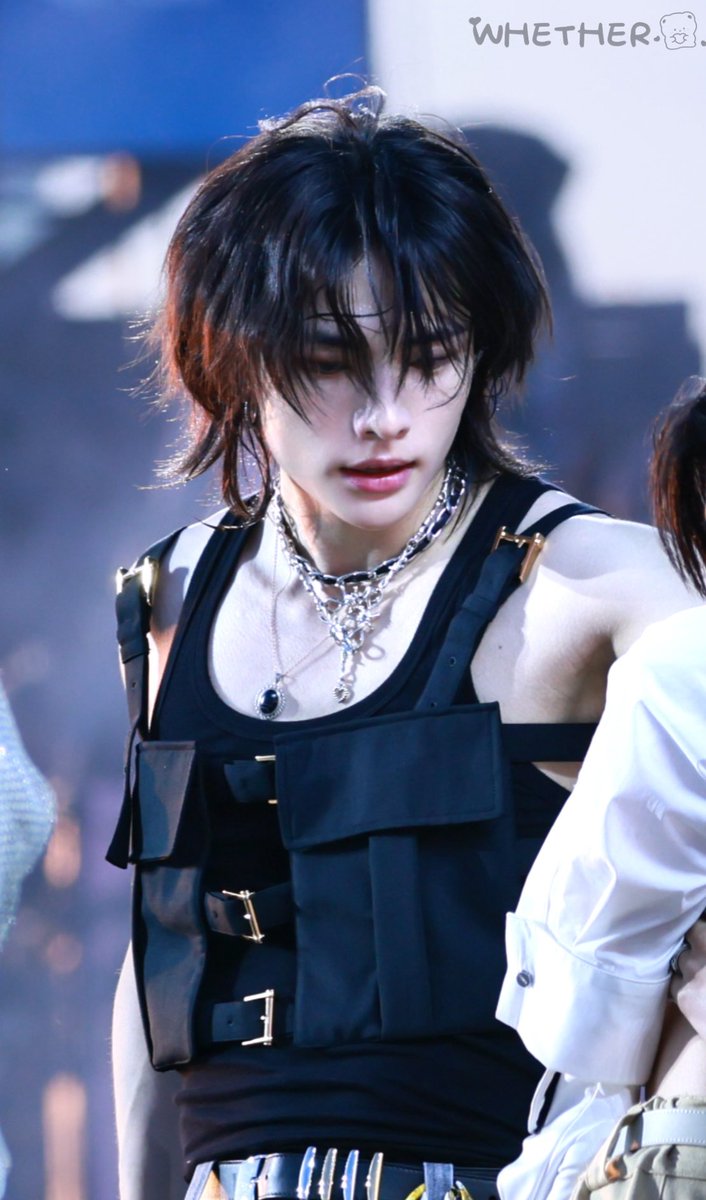 240714 BST

#현진 #hyunjin #straykids