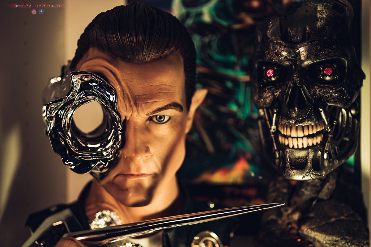 PureArtsLimited's tweet photo. Terminator collector Kevin shared these awesome shots of his T-1000 and T-800 😍

Check out our full Terminator 2 collection ⬇️ 
https://t.co/7PZjcG8yNq

📷 Show us your PureArts collection! Tag us &amp; use #PureArtsSnap https://t.co/2Osq017xfC